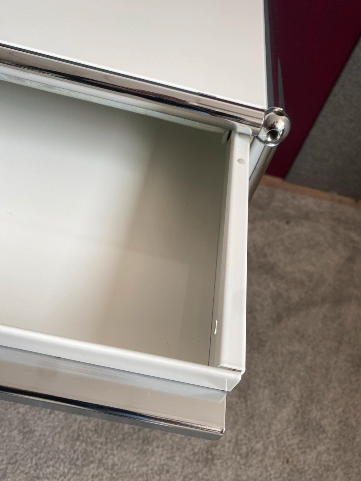USM Haller Beistelltisch Arbeitsplatz Schminktisch Tisch - Bild 4