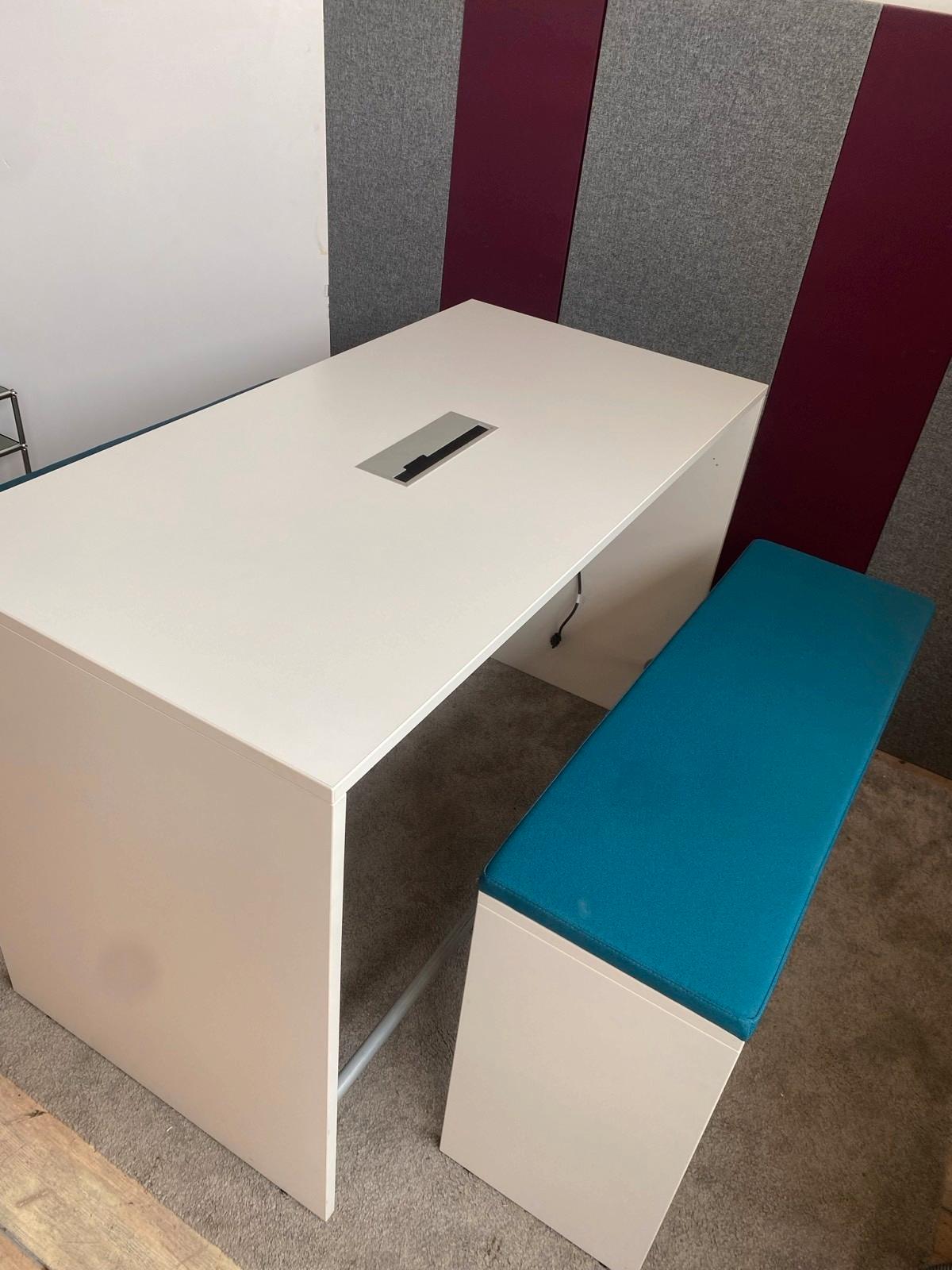 Sitzgruppe Bartisch Esstisch Hochtisch weiß inkl. 2 Bänken blau☄️ - Bild 5