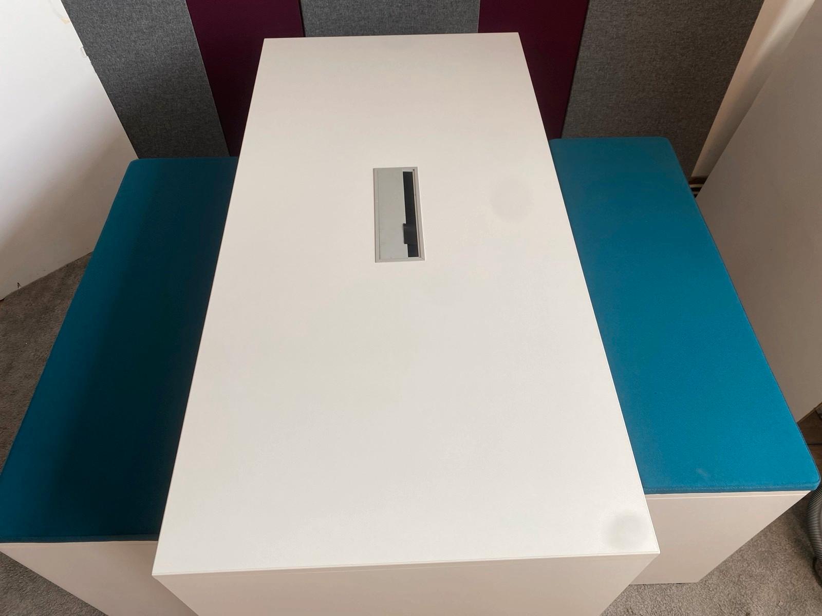 Sitzgruppe Bartisch Esstisch Hochtisch weiß inkl. 2 Bänken blau☄️ - Bild 6