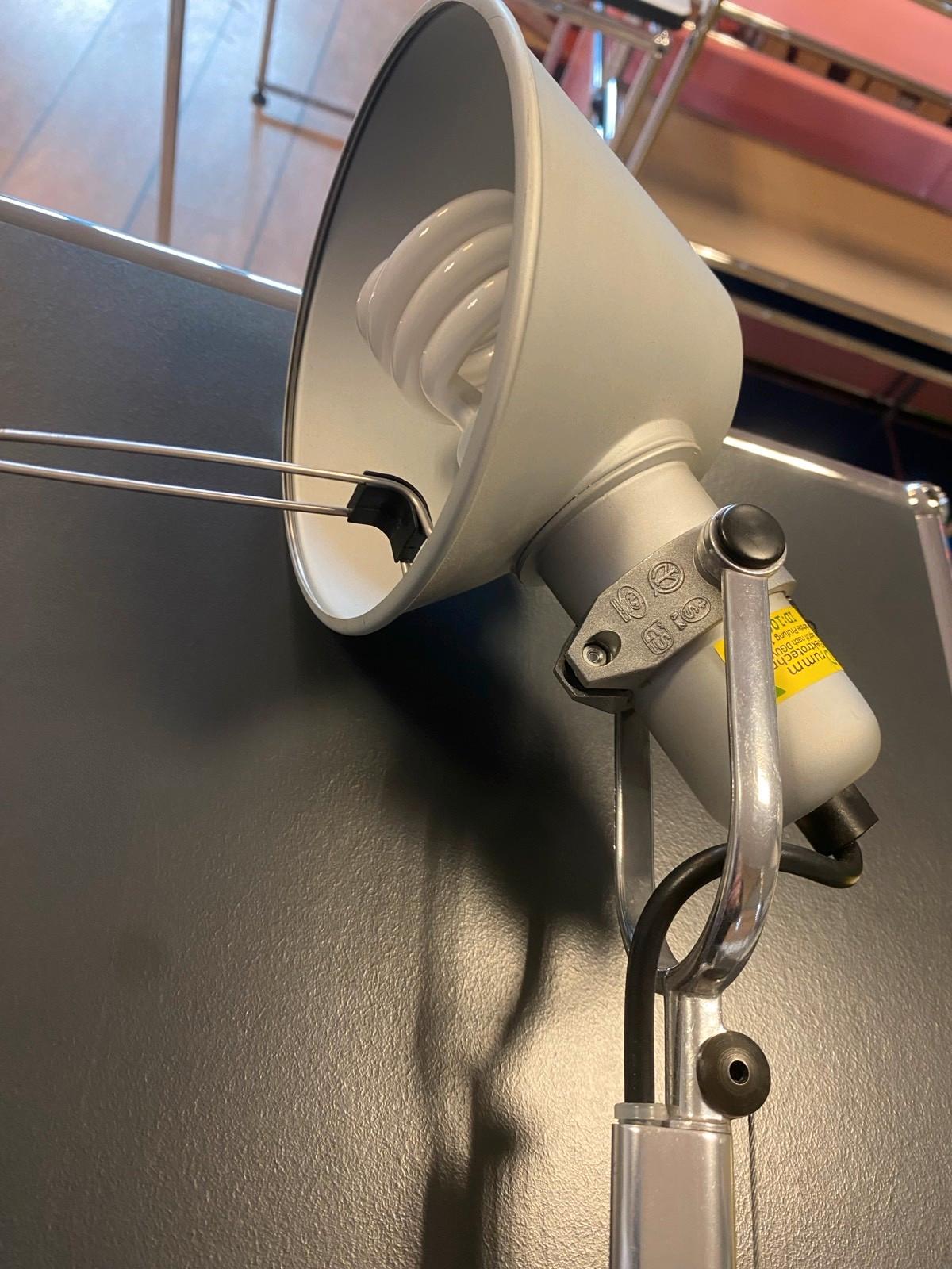 Artimede Tolomeo Tischlampe Aluminium USM Haller Tischzapfen ☀️  - Bild 2