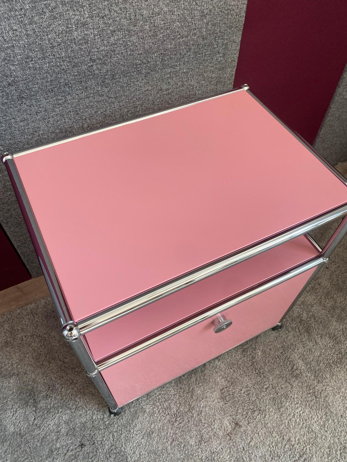 USM Haller Nachtkästchen Nachttisch Nachtschrank Tagestisch rosa - Bild 2