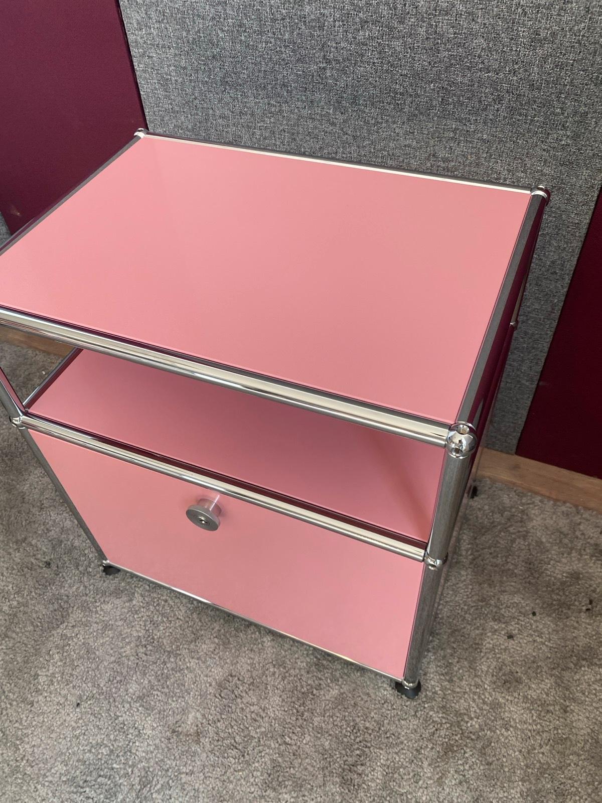 USM Haller Nachtkästchen Nachttisch Nachtschrank Tagestisch rosa - Bild 3