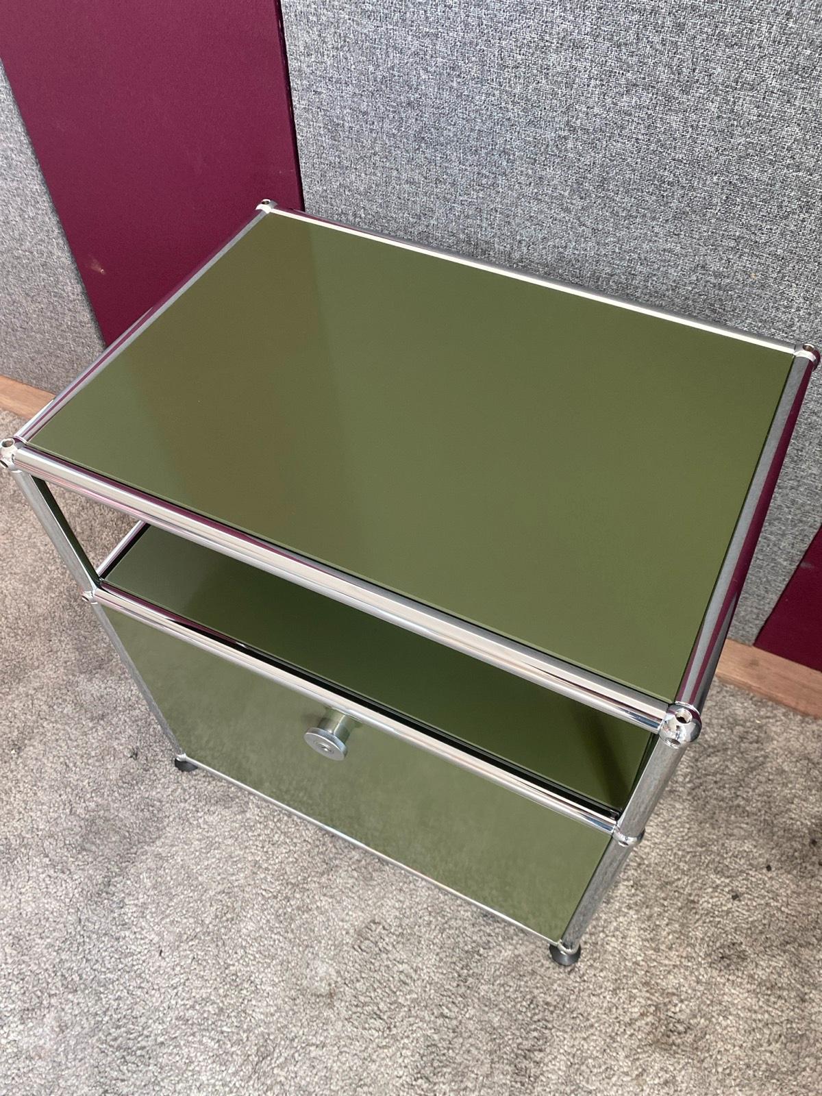USM Haller Nachtkästchen Nachttisch Nachtschrank Tagestisch oliv - Bild 2