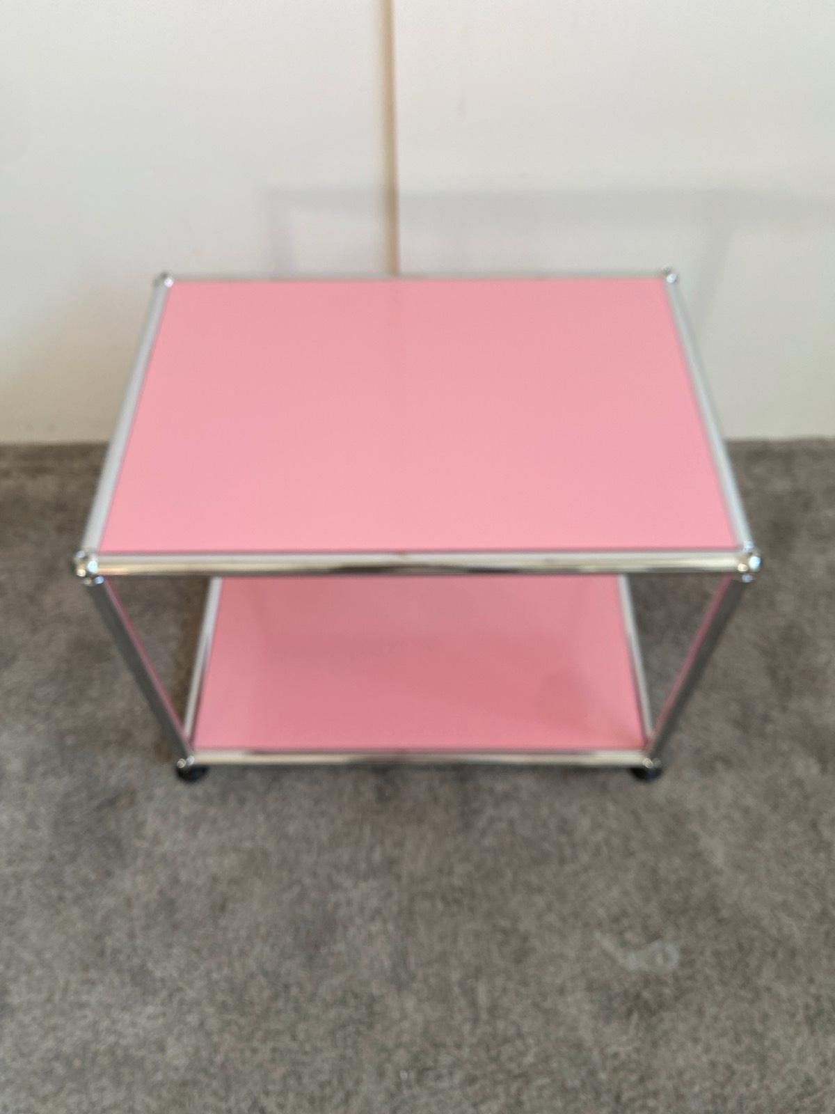 USM Haller Tisch Beistelltisch Wohnzimmertisch in rosa 50x35