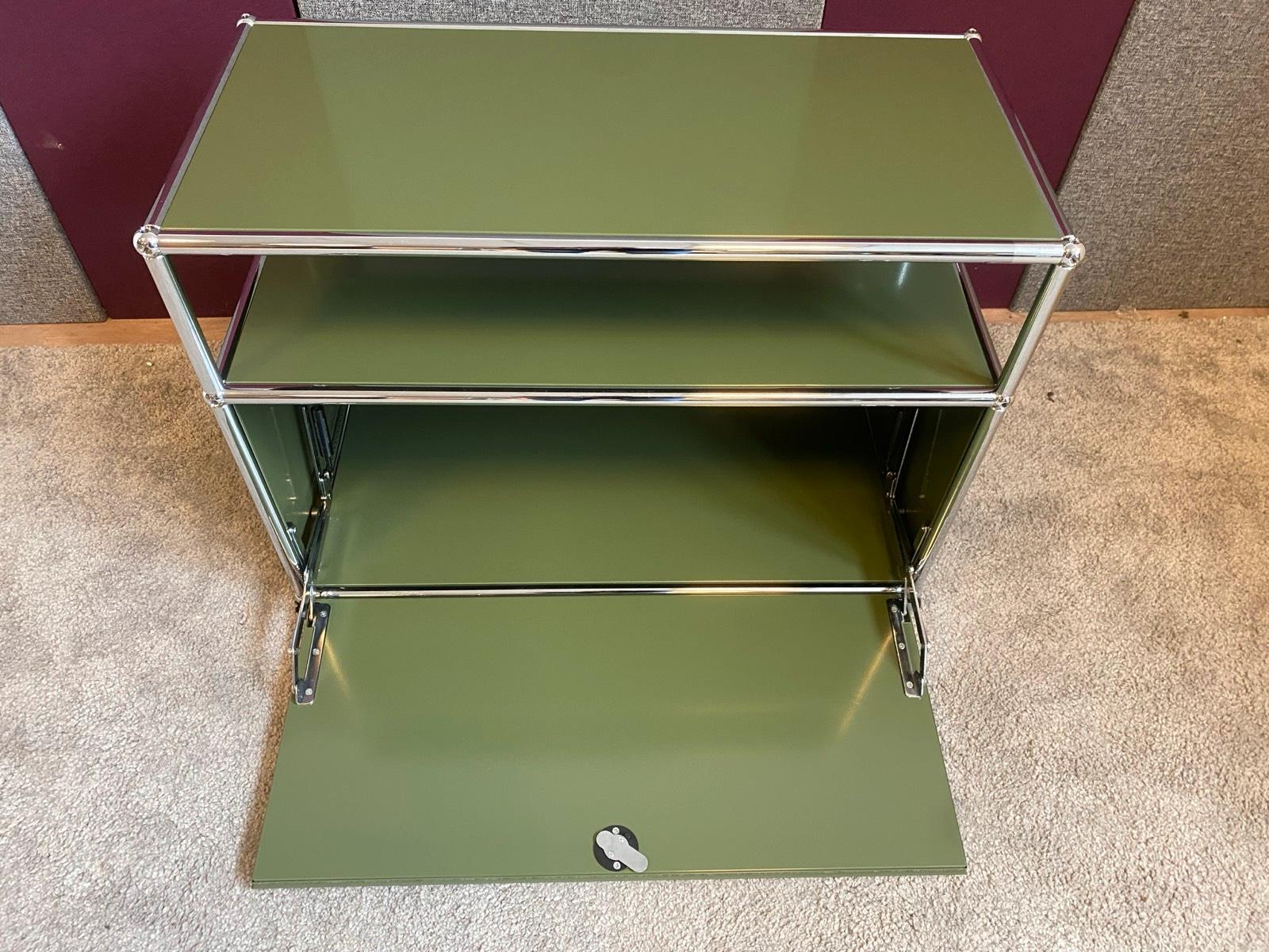 USM Haller Nachtkästchen Nachttisch Nachtschrank Sideboard oliv - Bild 4