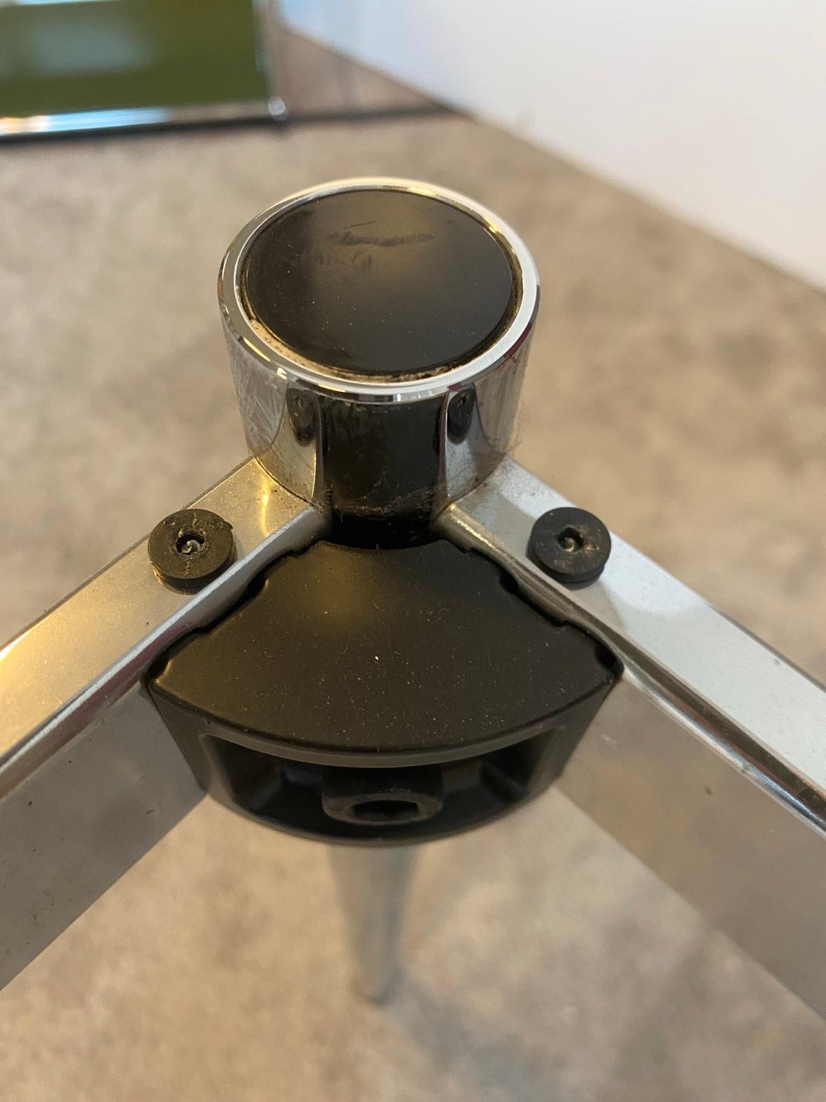 USM Haller Gestell Tischgestell Quadratisch ohne Platte - Bild 6