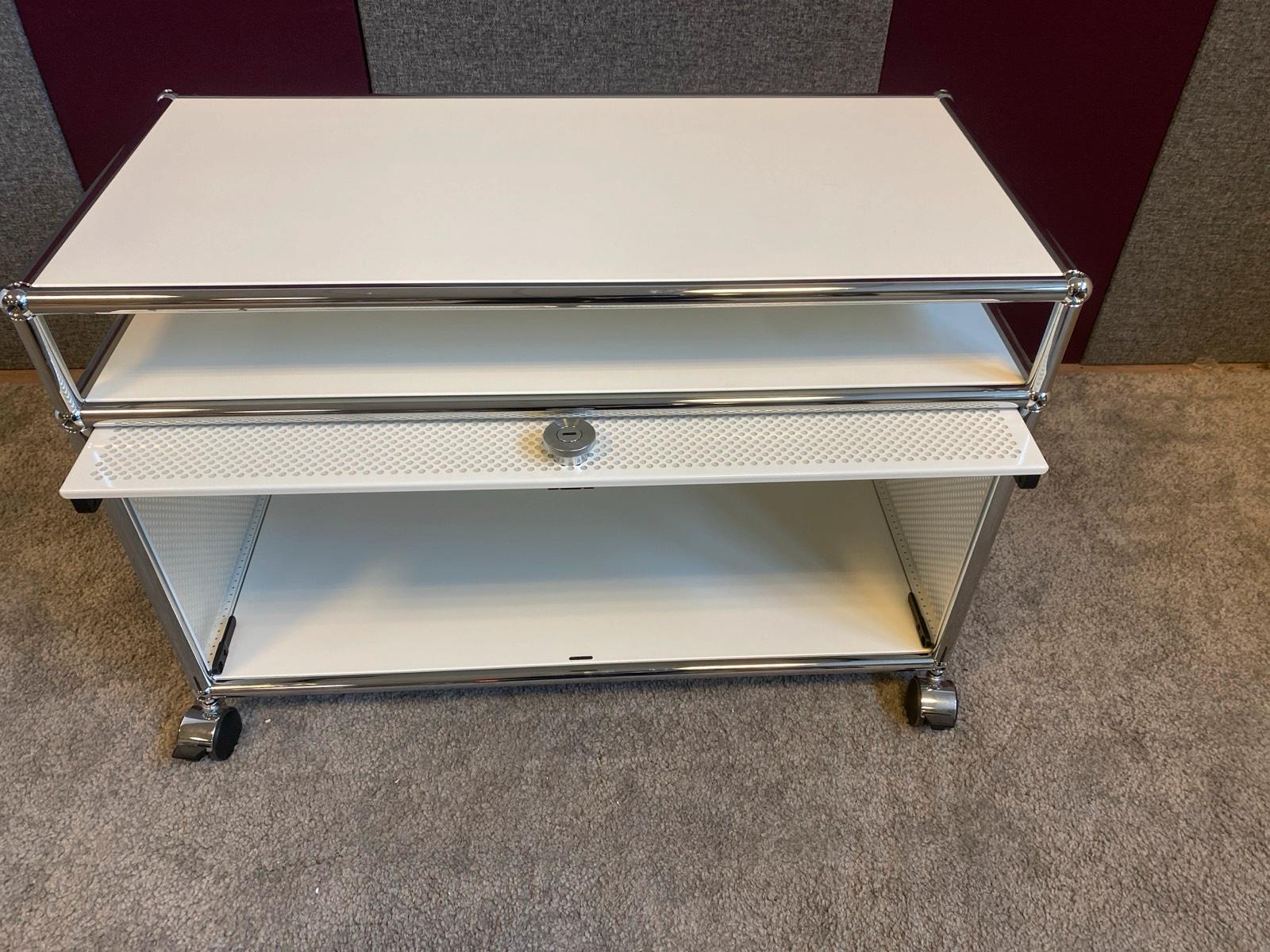 USM Haller Nachtkästchen Nachttisch Nachtschrank Sideboard weiß - Bild 2