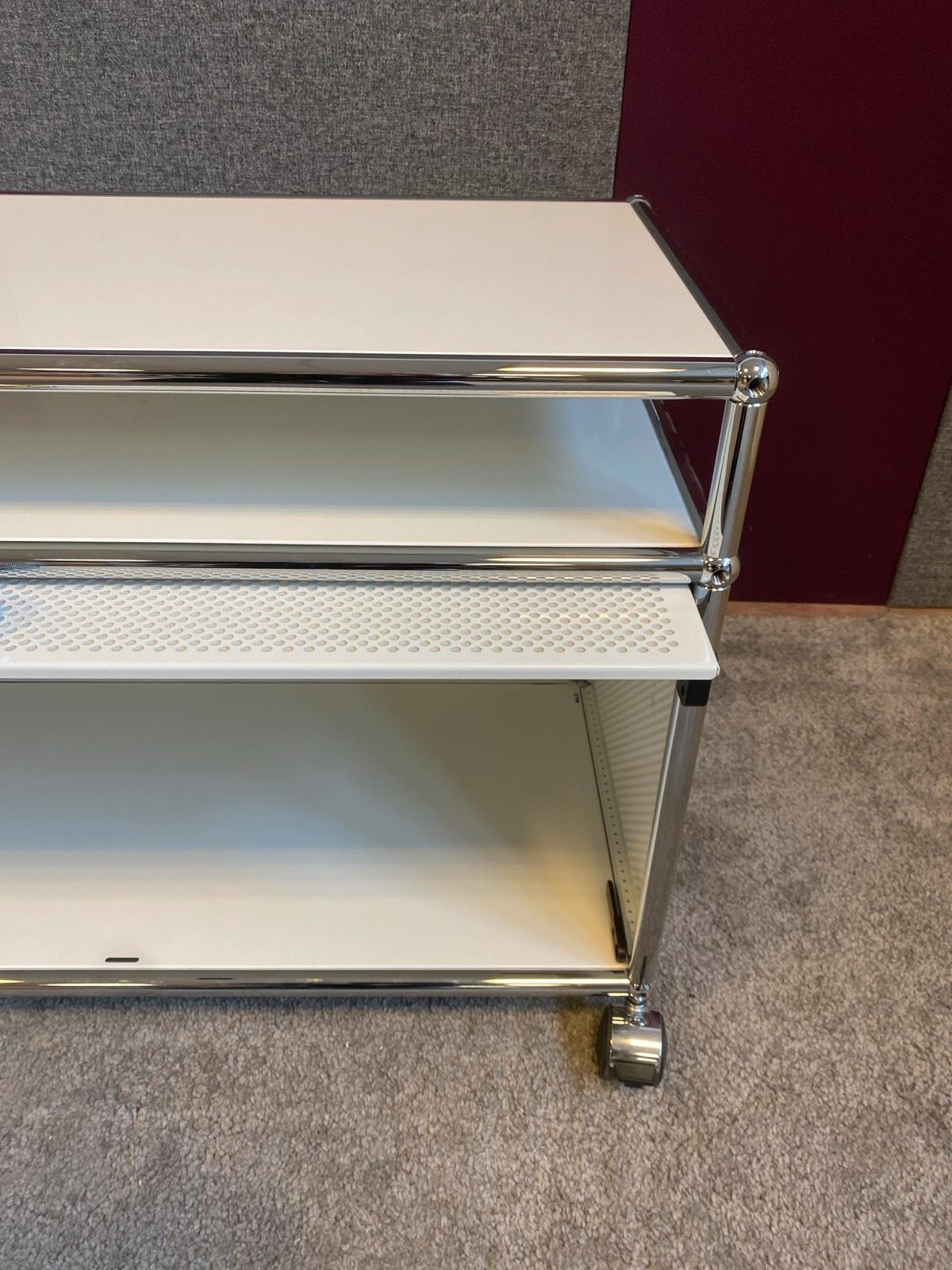 USM Haller Nachtkästchen Nachttisch Nachtschrank Sideboard weiß - Bild 3