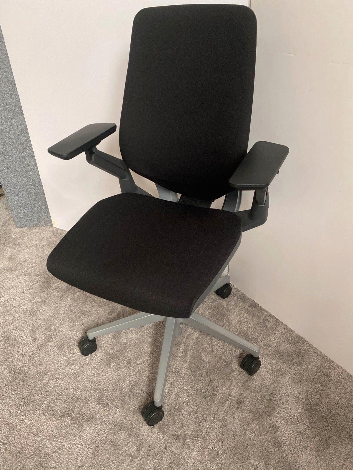 TOP Bürodrehstuhl Bürostuhl Drehstuhl Steelcase Gesture schwarz ⚫ - Bild 2