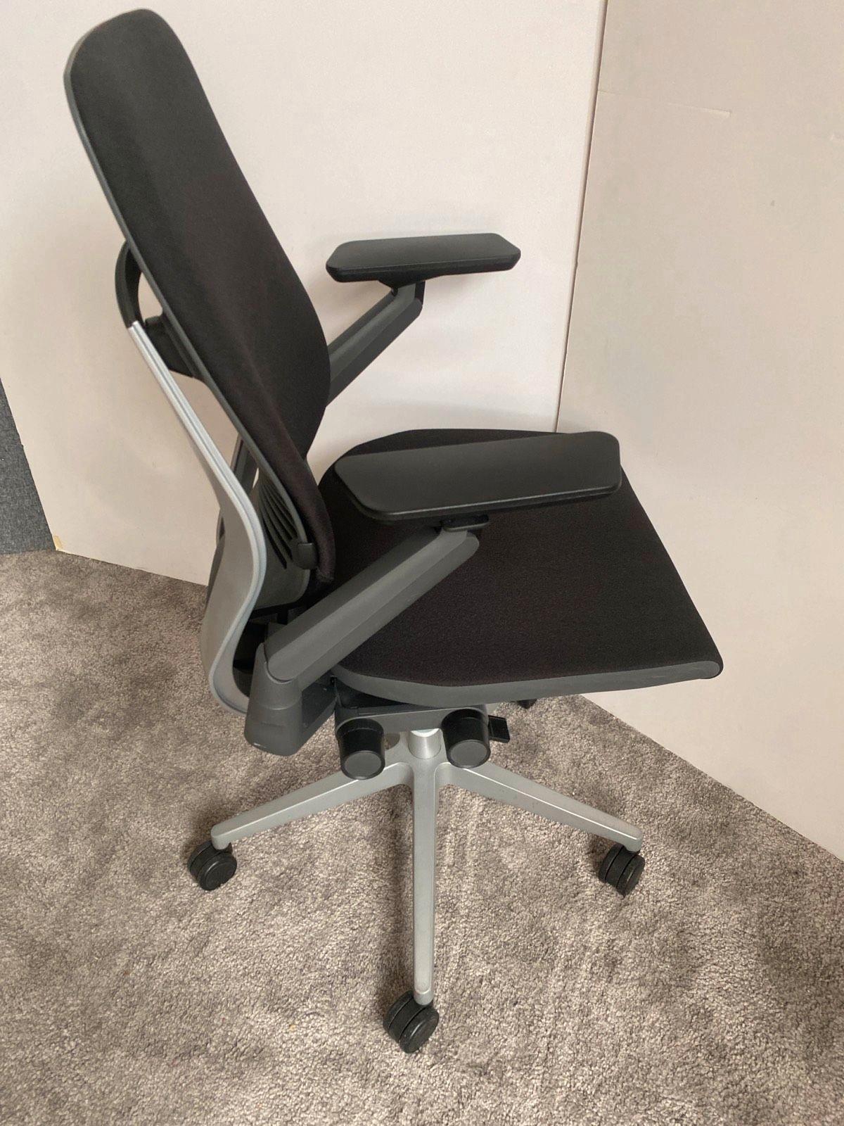 TOP Bürodrehstuhl Bürostuhl Drehstuhl Steelcase Gesture schwarz ⚫ - Bild 7