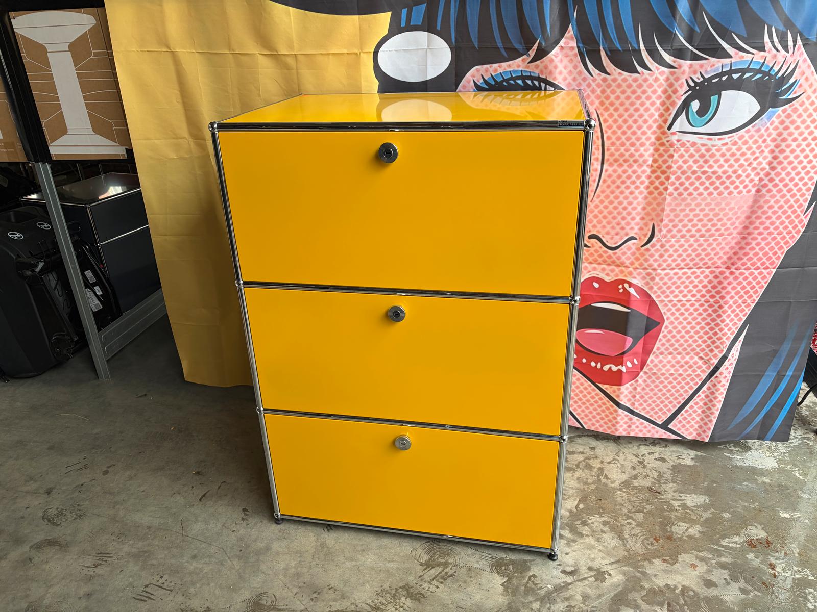 USM Haller Highboard Sekretär Sideboard 3 Klappen Gelb