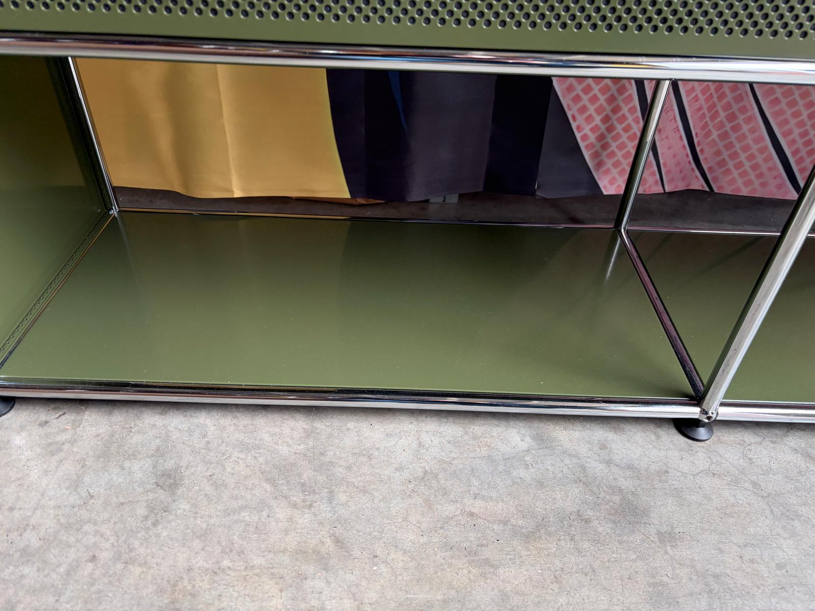 USM Haller Highboard Regal 6 Fächer 2 Akustikklappen Oliv Grün - Bild 7
