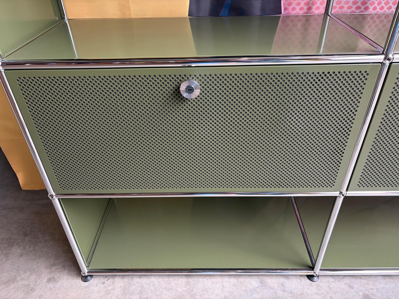 USM Haller Highboard Regal 6 Fächer 2 Akustikklappen Oliv Grün - Bild 9