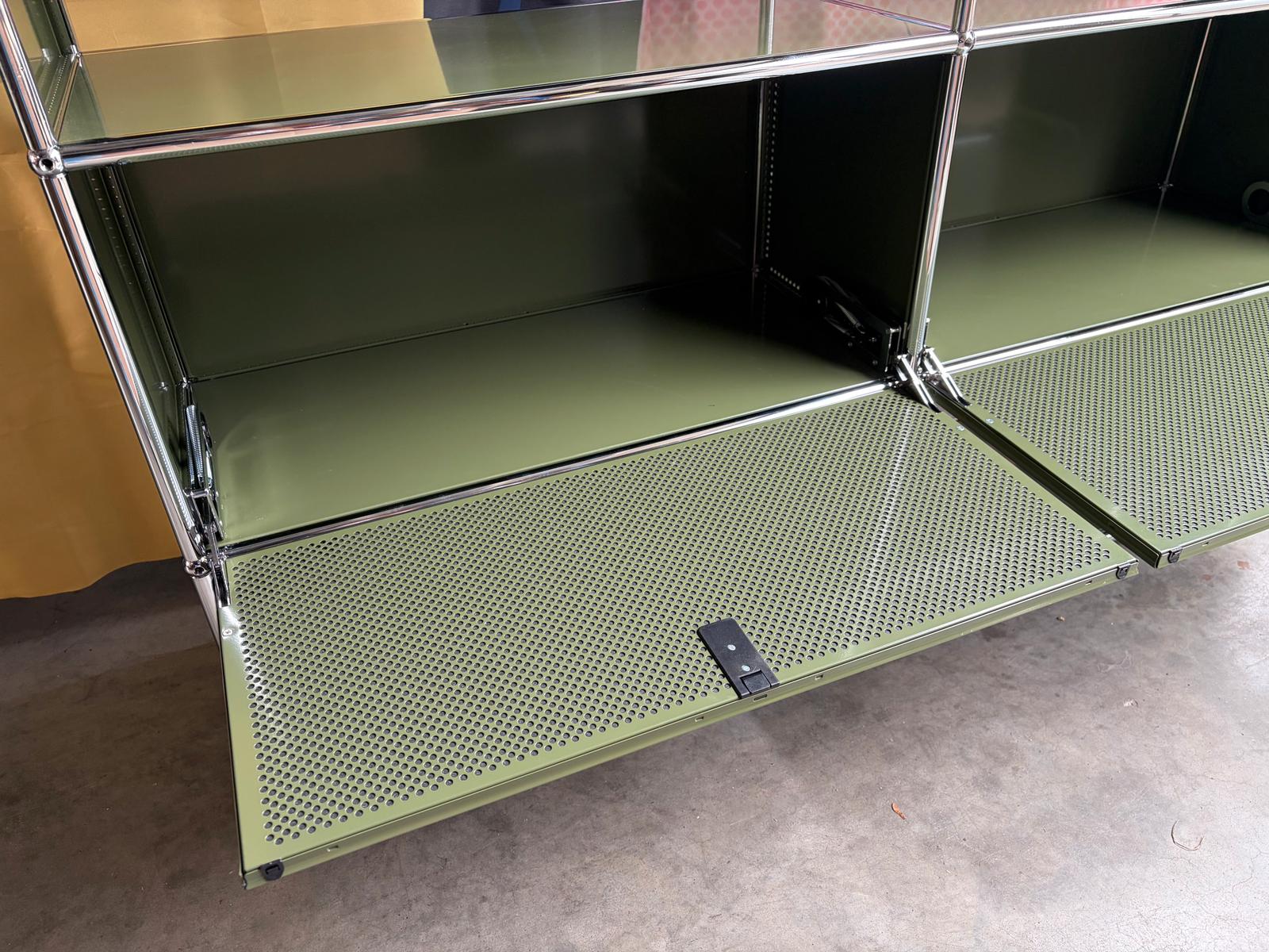 USM Haller Highboard Regal 6 Fächer 2 Akustikklappen Oliv Grün - Bild 14