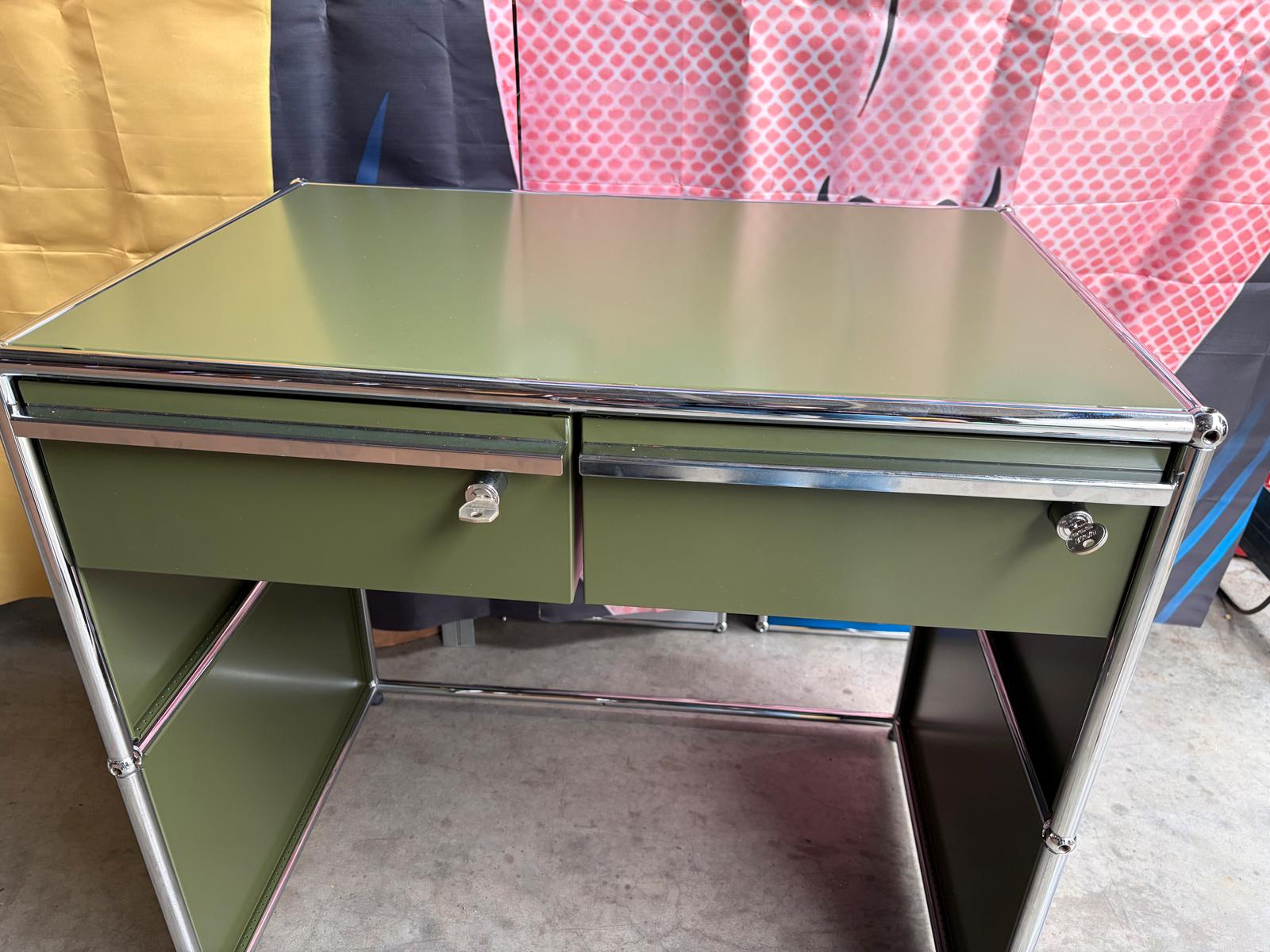 USM Haller Arbeitsplatz Schreibtisch Schminktisch Oliv Grün - Bild 3