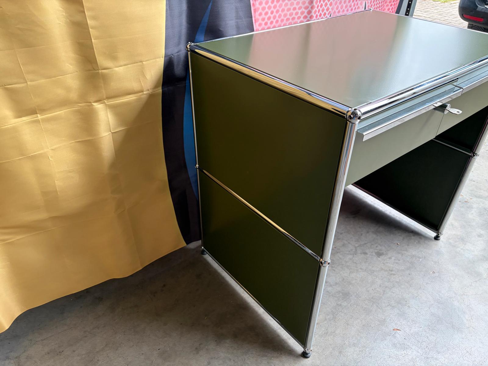 USM Haller Arbeitsplatz Schreibtisch Schminktisch Oliv Grün - Bild 7