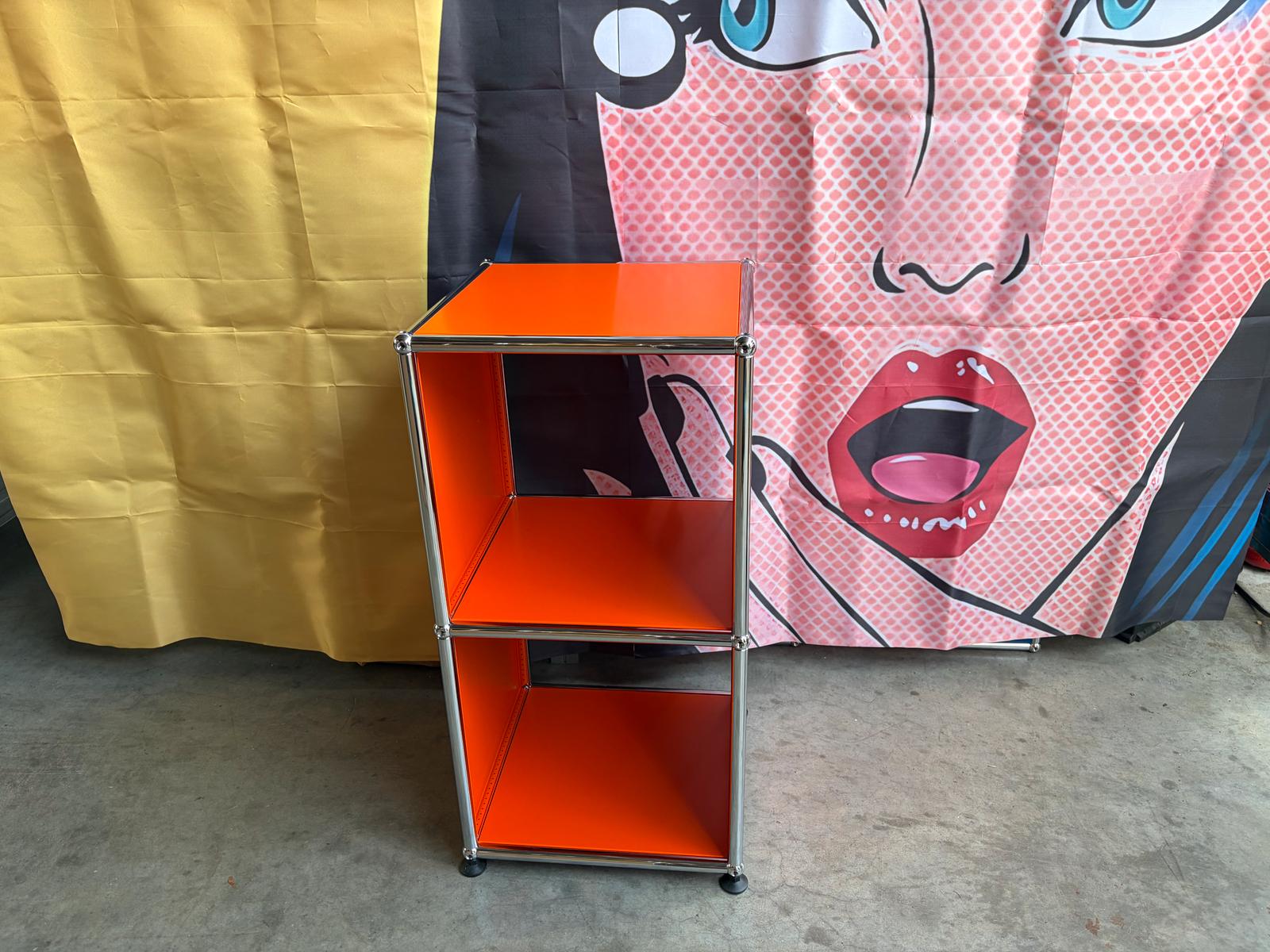 USM Haller Regal Beistelltisch 2 Fächer Orange